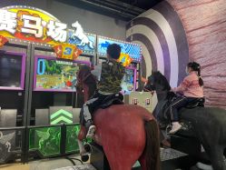 -嗨翻Hi-Fun竞技主题乐园·蹦床团建生日聚会(五棵松华熙店)