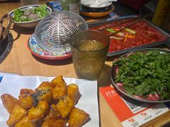 -洱火云南酸菜牛肉火锅(石景山当代商城店)