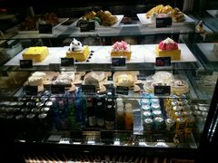 -Who乎coffee&bar