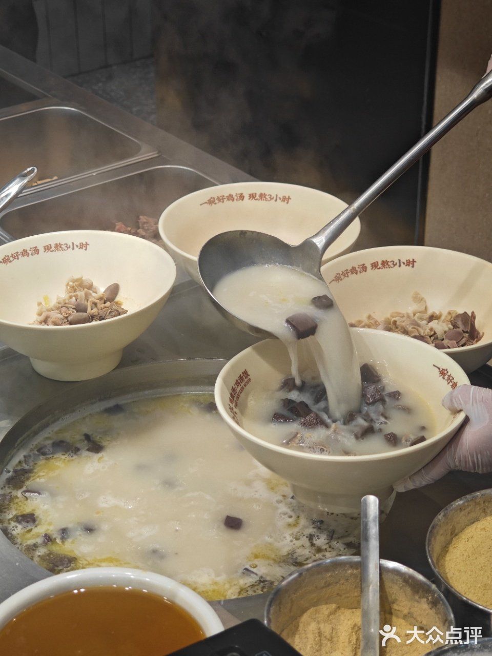 谁懂啊!吃了十几年的店居然...