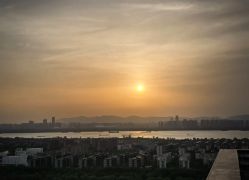 -涵禧月精致月子中心