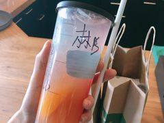 -星巴克臻选(济南万达店)