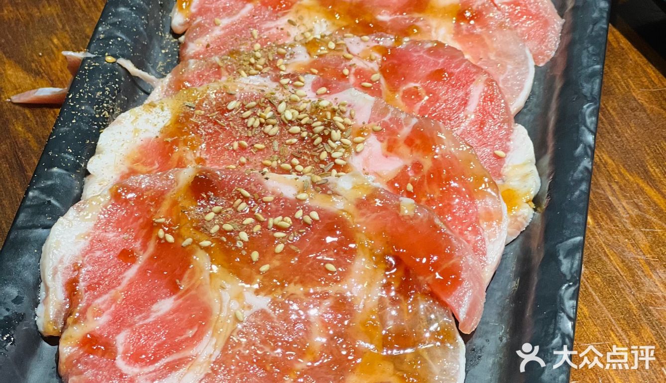 除了奋斗，啥都不如烤肉