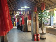 -鱼窝棚柴火铁锅炖(富山屯店)