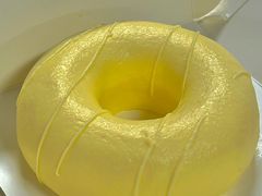 -M Stand(上海人民广场来福士店)