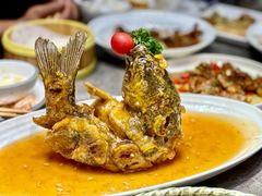 糖醋鲤鱼-闫府私房菜·百年鲁菜(恒隆店)
