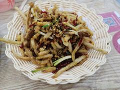 -江城燕子大排档(江汉路步行街店)