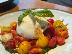布拉塔卡布里沙拉-The Diner X餐厅(青岛万象城店)