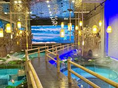 -火福·天湖阁大闸蟹博物馆主题餐厅(浅水湾店)