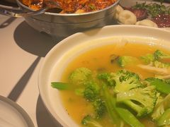 -渝信川菜 · 川味家常菜(财富购物中心店)