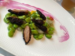 羊肚菌炒蚕豆-上蔬无瑕· 创意素食·Vegetarian(华采天地店)