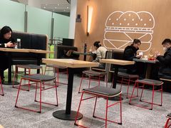 大堂-麦当劳(北京大兴机场二层国内到达(安检外)店)