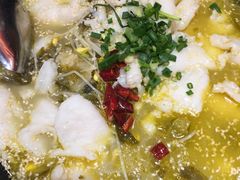 无刺酸菜鱼-好人民间小吃(镇江八佰伴店)