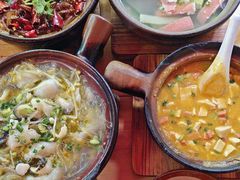 -有红鸡毛店·砂锅菜(抚琴夜市店)