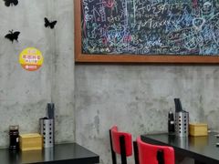 大堂-丽影重庆小面(定西路店)