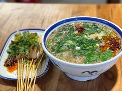 -云阿蛮生烫牛肉米线(景星店)