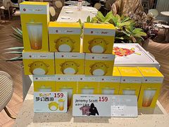 -必胜客(WOW中心城店)