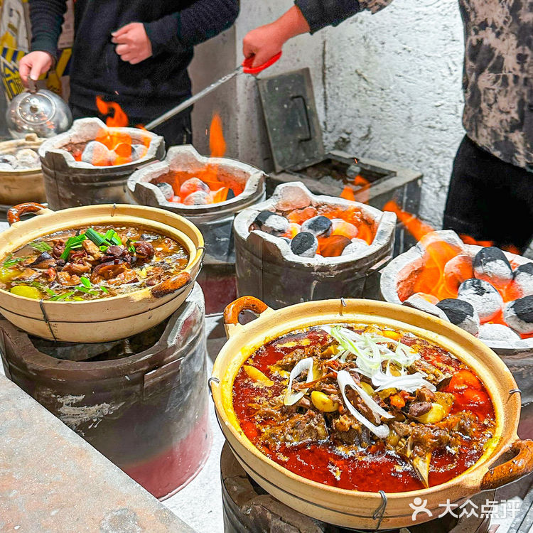 报！！在长沙吃完这顿砂钵菜再走  