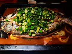 -夯鱼烤鱼·尔滨地标美食(中央商场店)