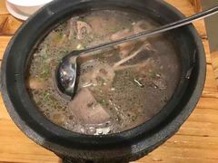 -霄汉牛三鲜湖北砂锅菜(万松园2店)