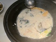 -陈大锅·岳阳鱼馆·地道岳阳菜(美食街店)