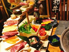 黑牛牛上牛拼盘-黑牛の店·和牛烧肉(合生汇店)