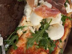 -卡佩罗意大利餐厅及酒吧Al Cappello Trattoria