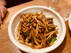 花生芽-董厨煨汤馆(车站路店)