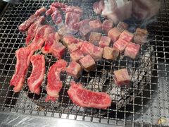 -肉甲韩国木炭烤肉(新壹街1店)