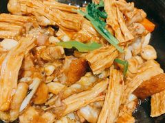 砂锅啫啫牛蛙煲-誉八仙酒楼(静安大悦城店)