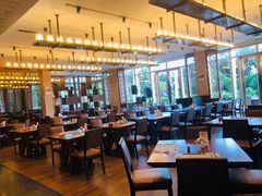 大堂-源·咖啡自助餐厅·海鲜·烧烤·三文鱼(海口华彩洲际酒店)