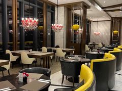 -上海虹桥西郊假日酒店