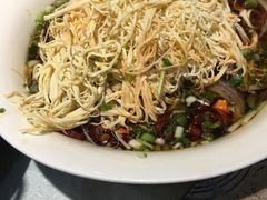 捞拌豆皮-品味居·首店·大连鲜活海鲜大连菜(东港店)
