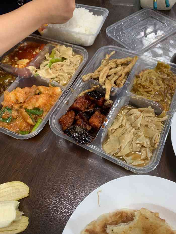 二奎碗饭(人民街店)-"再也不会去了.今天我们两个大人带一个小宝.