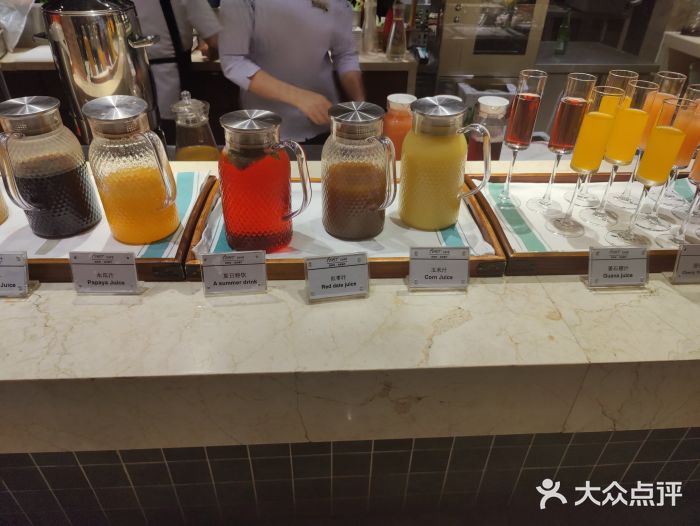 明月东一酒店·菲斯特自助餐厅图片