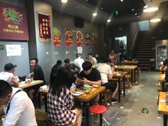 大堂-范贤光鸡公煲(平乐园总店)