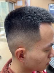 -纯剪男士理发馆·烫染专业店