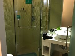 -深圳东部华侨城瀑布酒店