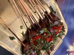 鲜椒烤吊龙牛肉-何师烧烤Pro ·川味烧烤代表品牌(太古里旗舰店)