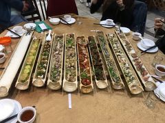 -胡须哥网红竹筒菜
