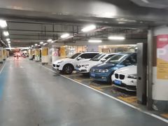 -日月光中心-停车场