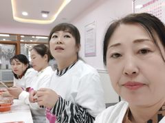 -爱月宝月嫂·育儿嫂(哈尔滨总店)