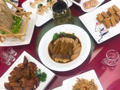 -聚宾楼·烤鸭·家宴(科技三路店)
