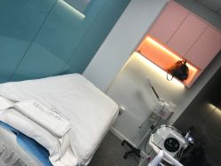 -斐尔国际皮肤管理中心