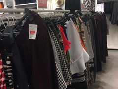 -H&M(天一广场店)