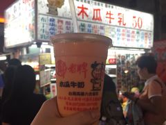 -六合夜市