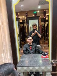 点击看大图 -八佰伴8008星级形象店