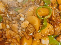-俭寨大盘鸡·手抓肉·烧烤新疆菜(乌苏路店)