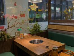 -野山舂·贵州现舂酸汤火锅(鸿通城店)