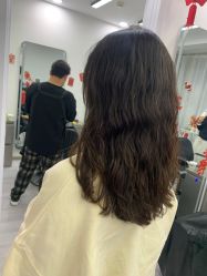 -LILI·HAIR SALON理理造型